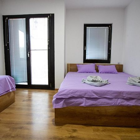 Pejik Apartment โอครีด ภายนอก รูปภาพ