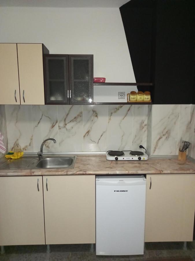Pejik Apartment โอครีด ภายนอก รูปภาพ