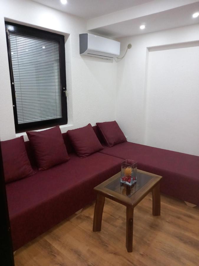 Pejik Apartment โอครีด ภายนอก รูปภาพ