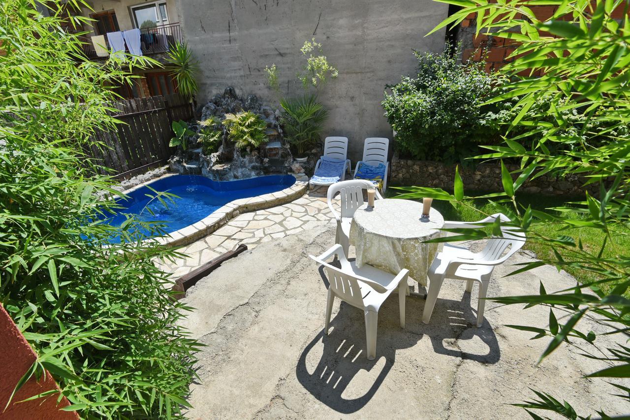 Pejik Apartment โอครีด ภายนอก รูปภาพ